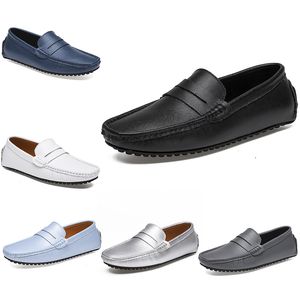 2021 Skóra Doudou męska Dorywczo Jazda Buty Soft Sole Fashion Black Navy White Blue Silver Yellow Grey Footwear All-Match Lazy Transgranice 38-46 Sześćdziesiąt jeden