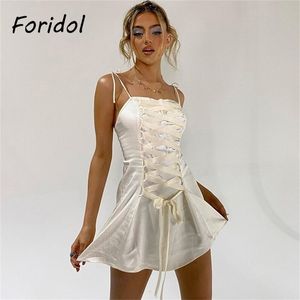 Bandage Solid Vit Sommar Sol Klänning Kvinnor Spaghetti Strap Mini Beach Dress Lace Up Front Party Dress Vestidos de Mujer 210415