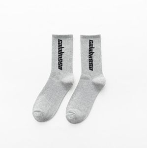 Skateboard socks men's women's hip hop fashion handsome personality leisure Street cotton medium long tube coconut top knee letter basketball stockings underwear