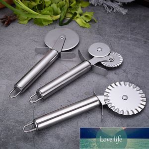 Stainless Steel Pizza Cutter European Cake Dessert Household Baking Tool Set Kitchen Gadgets and Accessories Factory price expert design Quality Latest Style