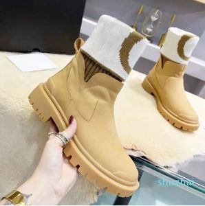 2021 Stivali da neve da donna di design di lusso Stampa in pelle di alta qualità Stivaletti alla caviglia con calzino lavorato a maglia di lana Moda Autunno Inverno Caldo all'aperto