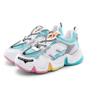 Girls Spring och Autumn Sports Shoes Breattable Rainbow Bottom 7-16 år Girls Daddy Shoes Boys Mesh Sports Shoes G1025