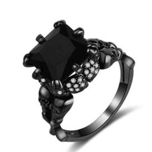 Trouwringen zwarte kleur vintage schedel vormige ring paars cz kubieke zirkonia mode voor vrouwen mannen groothandel sieraden gift verjaardag