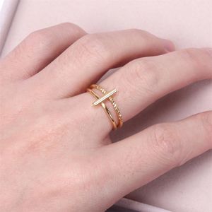 Обручальные кольца кольцо геометрическая линия блокировки женская европейская и американская сеть красная простая ретро -стиль личностные украшения оптом