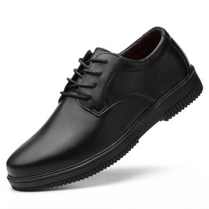 Şef garson ayakkabı el ve restoran mutfak ayakkabı yumuşak iş kaymaz düz siyah yağ geçirmez su geçirmez giyilebilir 210826