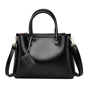 HBP fashion women's bag European and American trend handbag large capacity solid color design shoulder bag
