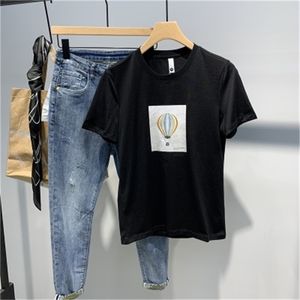 Summer Ultra-Thin Ice Silk T-shirt Męskie Pół Sleeved Tight Haftowane Oddychające Współczujące paski 210420
