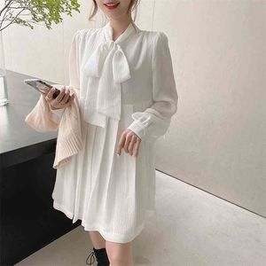 Autumn Winter Shirt Dress Pleated Black Long-sleeved V-Neck Bow Tie Loose Slim Korean Retro Short Vestidos Female GX1520 210506