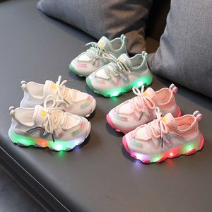 サイズ21-30子供のための子供のための輝くスニーカーのための靴のための光の唯一のLEDの光の輝きスニーカーのための女の子の子供たちは靴g1025