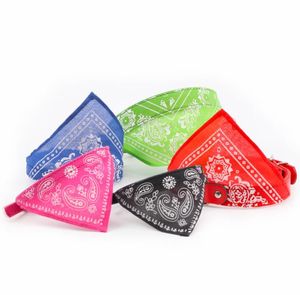 Regulowany Pet Dog Cat Bandana Scarf Collars Neckerchief Dogs Bandanas Trójkąt Szaliki Zwierzęta Koty Puppy Collar Sn2755