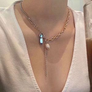 T20 Titanium Steel Non-Fading Hängsmycke Halsband Stitching Style Cold Wind Temperament Clavicle Simple Chain Girls 'Present