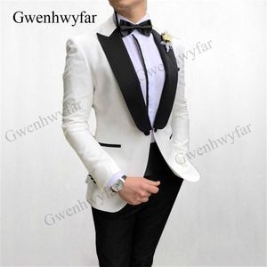 男性の注文のボタンを付けられたデザイン新郎の男性のスーツのウェディングパーティーのためのGwenhwyfar 2020のアイボリーブレザーブラックパンツセット