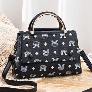 Kvinnor Axelväska 2021New Fashion Handväskor Stor Tote Bags Designer Crossbody Handbag PU Läder Purse Lady Shopping Packs