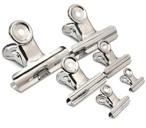 Akcesoria biurkowe 1000 sztuk / partia 22/31/38 / 50 / 63mm Okrągły metalowe klipy Grip Silver Bulldog-Clip Ze Stali Nierdzewnej Bilet Papierowy Klip do Tagi Torby Office SN2672