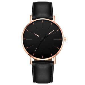 Mens Quartz 시계 남자 캐주얼 다이얼 가죽 스트랩 Montre de Luxe Watch Color10