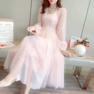 Elegant spets Långärmad klänning Sweet Fairy Women Mesh Midi Koreanska Lady Födelsedagsfestkläder Vår 210604