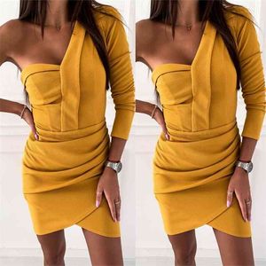 Kobiety Sukienka Jesień Sexy Cut Out Yellow Single Sleeve Bodycon Party Kobieta Elegancki Mini Ołówek ES Vestidos 210517