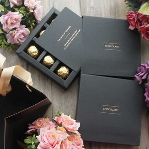 15.5 * 15.5 * 4cm 10Set elegant valentin chokladpapper låda guld svart design bröllop jul födelsedag godis förpackning 210724