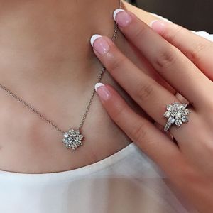 Elegancki 2CT Moissanite wisiorek szterling sier urok wisiorki ślubne naszyjnik dla kobiet przyjęcie przyjęcia dar