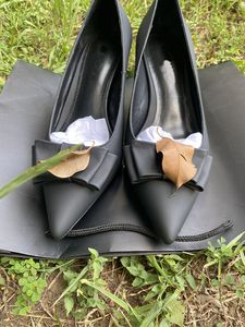 Sfilata di modello da passerella 2021 scarpe ufficiali da donna 5,5 cm a punta Lido tacco medio designer fondo in pelle da sposa 35-41