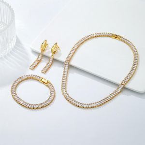 Серьги Ожерелье 4 шт. Позолоченные ювелирные изделия Установите модный браслет для женщин-вечеринки свадебные выводы