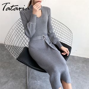 Tataria Stickad tröja Klänning Kvinnor Sticka Långärmad Es Höst V Neck Svart Elegant Slim Casual 210514
