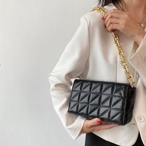 Crossbody Çanta Kadınlar Için Kapitone PU Deri 2021 Yaz Seyahat Baget Omuz Çantalar Ve Çanta Kalın Zincir Yeşil