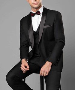 Groom Tuxedos Double Breasted Black Peak Lapel Groomsmen Best Man Suit Mens Wedding Suits (Jacket+Pants+ Vest) 100% Real Image X0909