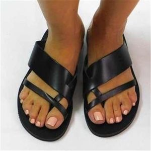 Sandálias 2021 Moda Sapatos Casuais Mulheres Respirável Liso Beach Senhoras Verão Mulher Preto Tamanhos 35-43