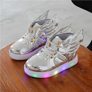 Kinder Leuchtende Schuhe Turnschuhe Für Jungen Mädchen Led Schuhe Kinder Sport Blinkende Lichter Glowing Glitter Casual Baby Flügel Flache Stiefel G1025