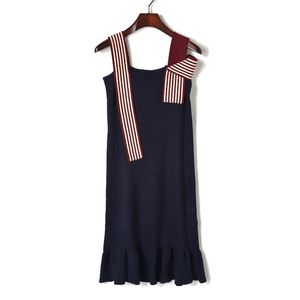 Hit Color Stripe Belt Silm Camisole Klänningar För Kvinnor Elegant Kawaii Söt Fashion Ruffles Stickning Vestiodo Feiminino 210525