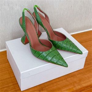 Senhoras High Heels Apointed Toe Sandálias Copo Slingbacks 2021 Verão Sexy Crocodile Pattern Sandal Shoes Mulheres