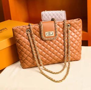 Designer shoulder bags Casual Handbags for women Soft leather messenger bag Diamond Lattice Cross Body Large capacity shopping bag high quality lady totes HBP