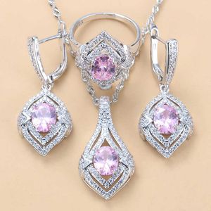 3pcs conjuntos de jóias tão linda rosa zircão doce acessórios de casamento prata cor brincos colar e anel mulheres conjuntos H1022