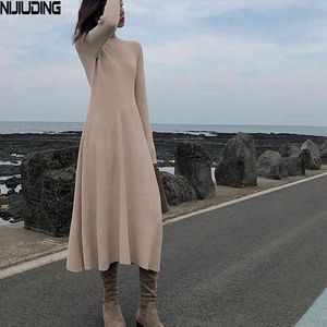 Kadın Uzun Yün Örme Elbiseler Elastik Palto Kış Katı Kollu O-Boyun Kazak Botting Elbise 210514