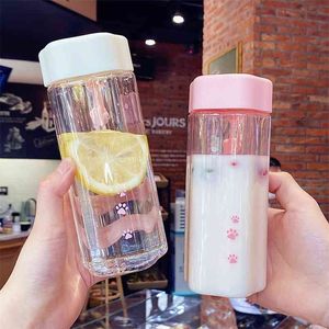 素敵な猫の足の水のボトル創造的なかわいい透明なプラスチックミルク飲料カップBPAの無料携帯用アンチ秋の秋のカップが付いているハンドル210917