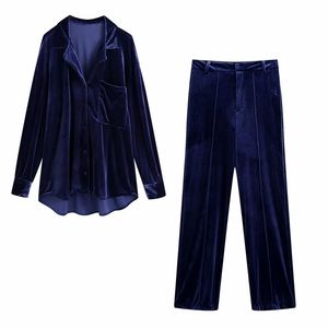 女性の秋のベルベットのスーツ2ピースセットソリッドルーズシャツブラウストップスとパンツ女性ファッションストリートツーピースセット服210513