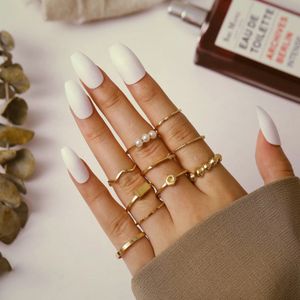 Gold Color Retro Golckle Pierścionki dla kobiet Vintage Geometryczne Pearl Arrow Ring Set Party Bohemian Biżuteria 10 sztuk / zestaw