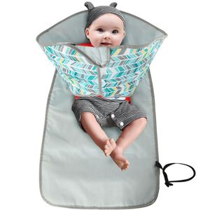 赤ちゃんの変更パッドの折りたたみ式幼児の尿尿マット防水看護おむつの変更パッド携帯用ママ旅行のおむつバッグ11デザインBT5553