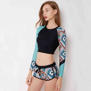 Crop Top Rash Guard Diving Long Sleeve Short Pants Swimsuit For Women Sun Protection Wetsuit Bandage Print Tankini Trunks 210520