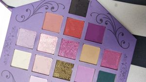 In Stock Star Makeup Eyeshadow Palette Blood Lust 18 Colors Purple Artistry Shimmer and Matte Fast Delivery