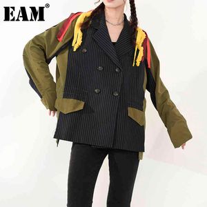 [EAM]ルーズフィットグリーンストライプ刺繍BGIサイズジャケットラペルロングスリーブ女性コートファッション春秋JZ52106 21512