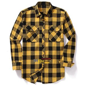 New Men Casual Plaid Flannel Shirt Long-Sleeved Chest Two Pocket Design Fashion Printed-Button