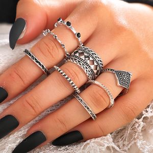 Modny zestaw pierścionków z czarnym diamentem 8 pustych pierścieni diamentowych