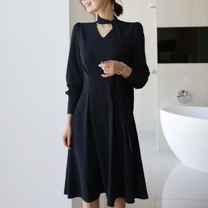 Spring Autumn Elegant Bow Collar Dress Women OL Office Solid Long Sleeve Knee-length es Vestidos 210421