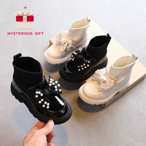 Kızlar Bootie Çocuk Sonbahar Çizmeler Mil Panel ile Rahat Elbise Slip-On Moda Sıcak Kış Ayakkabı Yürüyor Çizmeler Çocuklar için 211108