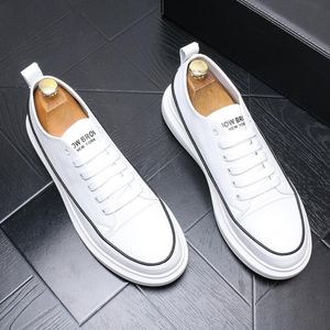 Białe buty zwykłe koronki mikrofibry Nowy skórzany mężczyzna Out Footy Flats Zapatillas Hombre C2 339 88727