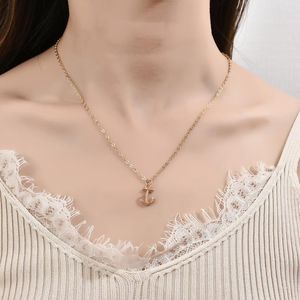 Catene Top Quality Donne Girls Semplice in lega Ancoraggio Pendente Collana Collana Gold Color Charm Collane Collane Pendenti Gioielli in rame