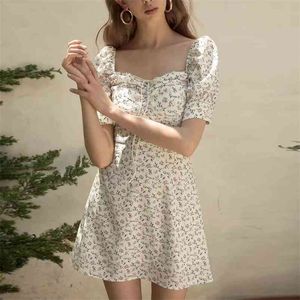 Vintage floral print mini dress women Sexy short sleeve bohemian elegant white party es korean casual vestidos 210521