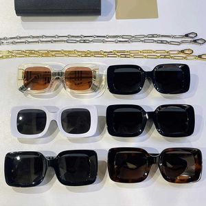 Quadratische Rahmendesigner Sonnenbrillen 4338 MESS Womens Modebrille UV400-Objektiv Überprüfen Sie das Objektiv mit Kette und Originalkasten